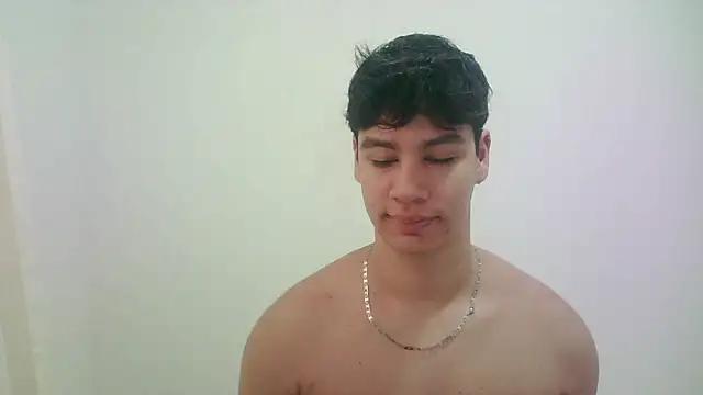 Snapshot of zeus_181 chatting on 06/16/26, 11:35 zeus 181 online show from 06/16/26, 11:35
