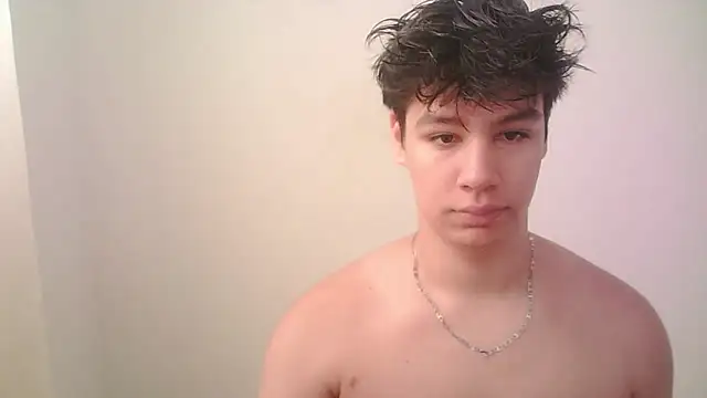 Snapshot of zeus_181 chatting on 07/10/26, 07:49 zeus 181 online show from 07/10/26, 07:49