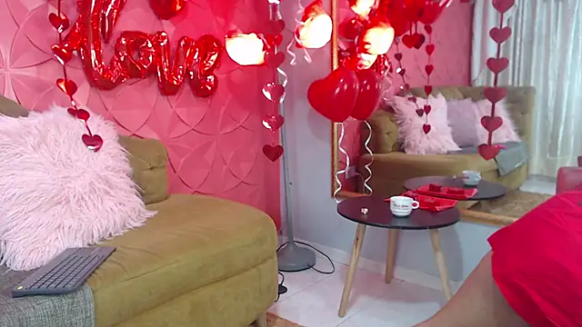 Snapshot of SailonTeen chatting on 02/15/25, 03:39 SailonTeen online show from 02/15/25, 03:39