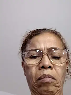 Merybeks online show from 10/18/25, 09:32