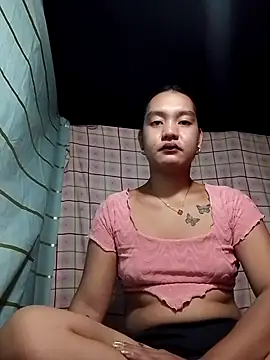 Snapshot of asian_janella chatting on 10/11/25, 08:18 asian janella online show from 10/11/25, 08:18