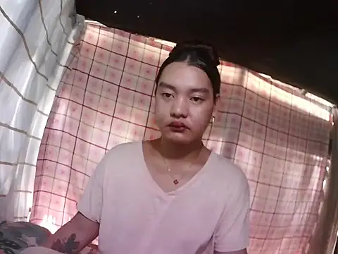 Snapshot of asian_janella chatting on 11/01/25, 04:25 asian janella online show from 11/01/25, 04:25