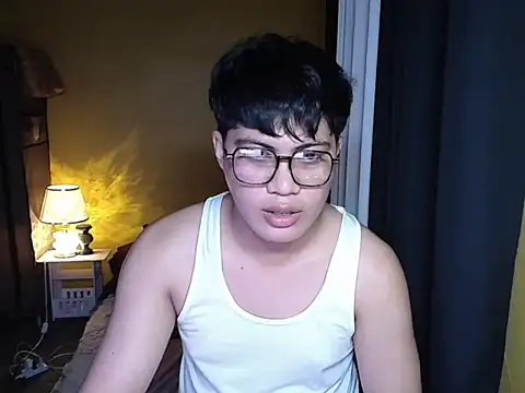 Lowel Smith online show from 09/26/25, 01:15