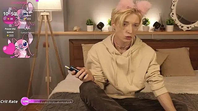 fiachand online show from 09/14/25, 07:57