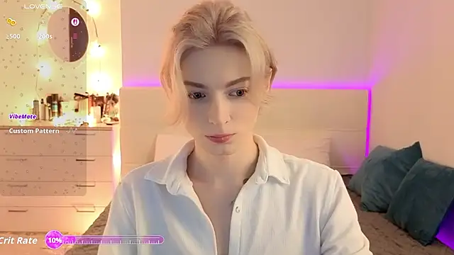 Snapshot of fiachand chatting on 03/25/26, 10:54 fiachand online show from 03/25/26, 10:54