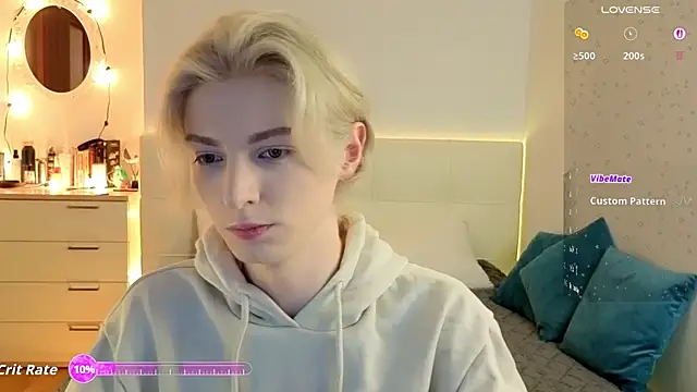 Snapshot of fiachand chatting on 04/02/26, 04:15 fiachand online show from 04/02/26, 04:15