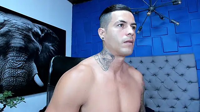 Snapshot of andres-clark92 chatting on 05/02/26, 03:28 andres-clark92 online show from 05/02/26, 03:28