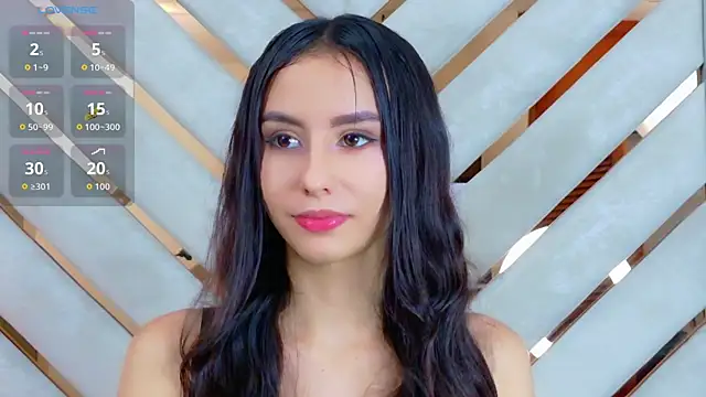 Snapshot of Sarah-Grace chatting on 01/13/26, 01:11 Sarah-Grace online show from 01/13/26, 01:11