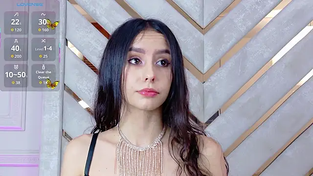 Snapshot of Sarah-Grace chatting on 02/07/26, 01:20 Sarah-Grace online show from 02/07/26, 01:20