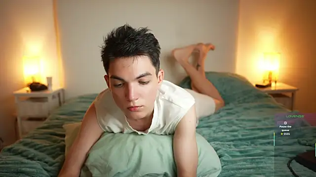 Snapshot of MattyandAiden chatting on 04/01/26, 06:16 MattyandAiden online show from 04/01/26, 06:16