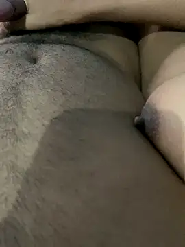 Snapshot of coupleszzzzz chatting on 09/13/25, 08:58 coupleszzzzz online show from 09/13/25, 08:58