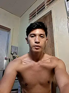Snapshot of darryl_hugecok chatting on 05/25/26, 05:41 darryl hugecok online show from 05/25/26, 05:41
