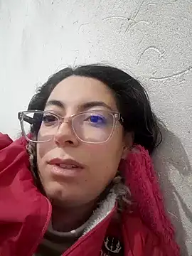 Snapshot of Miranda_sexlove_ chatting on 09/12/25, 03:23 Miranda sexlove online show from 09/12/25, 03:23