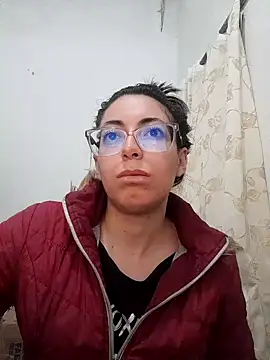 Snapshot of Miranda_sexlove_ chatting on 11/28/25, 07:27 Miranda sexlove online show from 11/28/25, 07:27