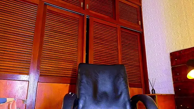 ALANNFERRER online show from 10/27/25, 02:21