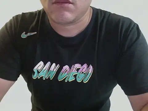 zeusmasterhorny online show from 10/23/25, 03:50