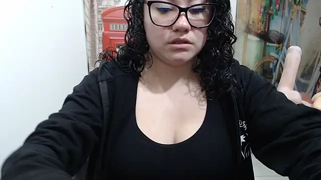 Snapshot of greeneyes_nurse chatting on 10/07/25, 03:14 greeneyes nurse online show from 10/07/25, 03:14