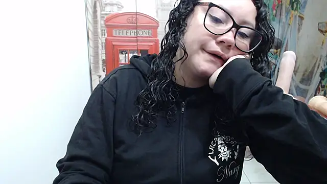 Snapshot of greeneyes_nurse chatting on 10/09/25, 03:15 greeneyes nurse online show from 10/09/25, 03:15