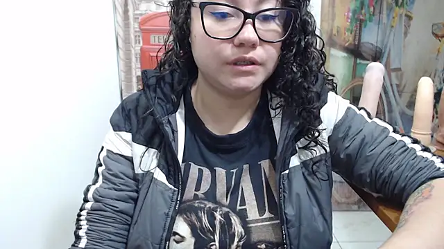 Snapshot of greeneyes_nurse chatting on 10/11/25, 02:44 greeneyes nurse online show from 10/11/25, 02:44