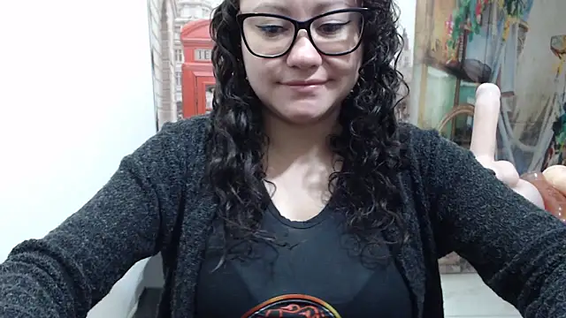 Snapshot of greeneyes_nurse chatting on 10/20/25, 06:41 greeneyes nurse online show from 10/20/25, 06:41