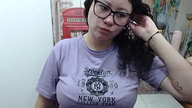 greeneyes nurse online show from 11/04/25, 07:46