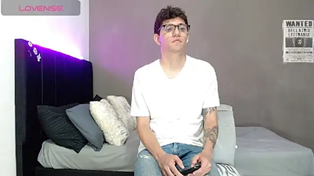 Matteo12  online show from 03/30/26, 07:59