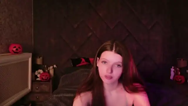 Snapshot of Gaby_Essen chatting on 10/27/25, 08:46 Gaby Essen online show from 10/27/25, 08:46