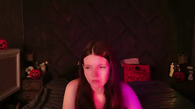 Snapshot of Gaby_Essen chatting on 10/28/25, 08:44 Gaby Essen online show from 10/28/25, 08:44