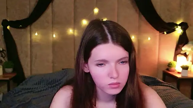 Snapshot of Gaby_Essen chatting on 11/14/25, 08:51 Gaby Essen online show from 11/14/25, 08:51