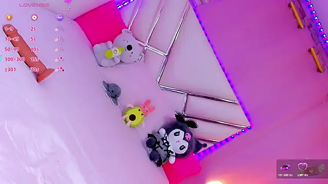 Snapshot of jazlyn_G chatting on 11/22/25, 05:06 jazlyn G online show from 11/22/25, 05:06