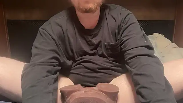 Snapshot of Braiden044t chatting on 04/18/26, 07:07 Braiden044t online show from 04/18/26, 07:07