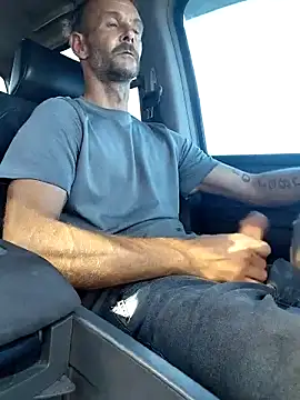 Snapshot of Hungwell1515 chatting on 12/22/25, 07:55 Hungwell1515 online show from 12/22/25, 07:55