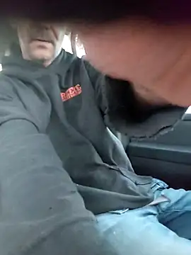 Snapshot of Hungwell1515 chatting on 01/12/26, 12:32 Hungwell1515 online show from 01/12/26, 12:32