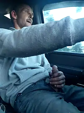 Snapshot of Hungwell1515 chatting on 02/05/26, 10:36 Hungwell1515 online show from 02/05/26, 10:36