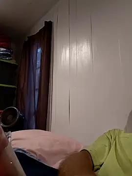 Snapshot of Hungwell1515 chatting on 03/12/26, 11:22 Hungwell1515 online show from 03/12/26, 11:22