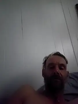 Snapshot of Hungwell1515 chatting on 07/03/26, 12:11 Hungwell1515 online show from 07/03/26, 12:11