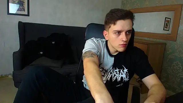 FelixStarkk online show from 12/04/25, 04:55