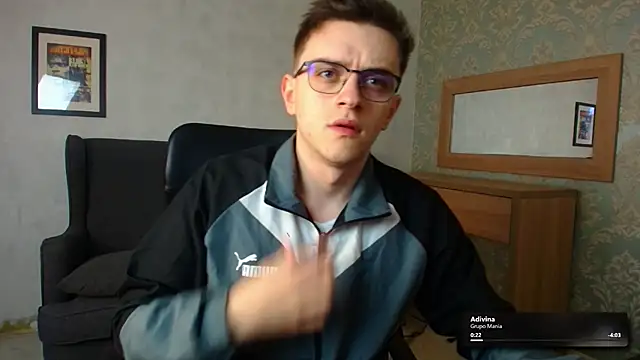 Snapshot of FelixStarkk chatting on 01/15/26, 06:18 FelixStarkk online show from 01/15/26, 06:18