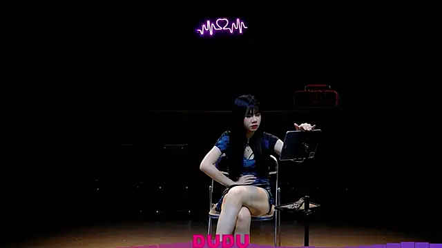 yznt-dudu online show from 09/13/25, 11:54