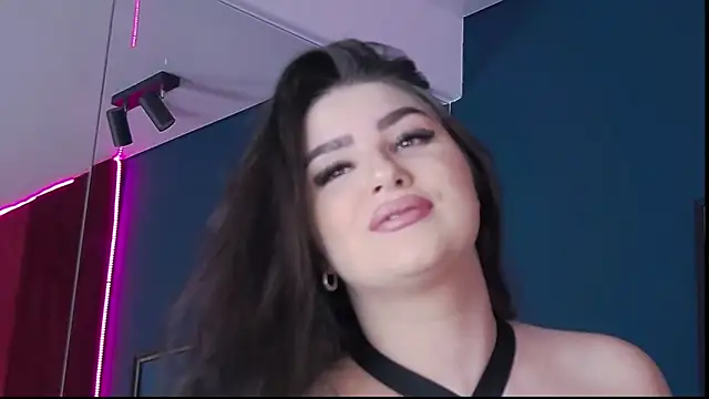 Snapshot of AdelynnReeds chatting on 04/04/26, 05:06 AdelynnReeds online show from 04/04/26, 05:06