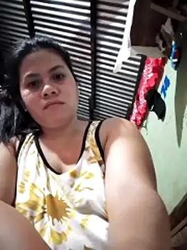 Snapshot of phoenix_1994 chatting on 11/18/25, 09:19 phoenix 1994 online show from 11/18/25, 09:19