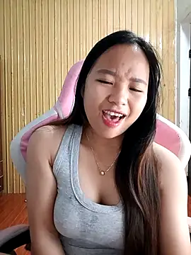 Snapshot of Na_na90 chatting on 04/19/26, 01:05 Na na90 online show from 04/19/26, 01:05