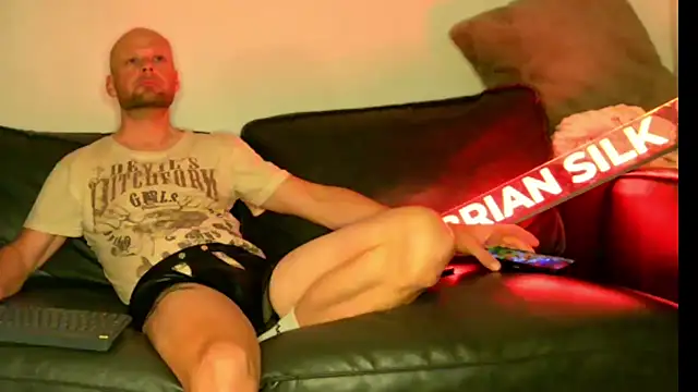 Snapshot of BRIANSILK77 chatting on 10/12/25, 05:56 BRIANSILK77 online show from 10/12/25, 05:56