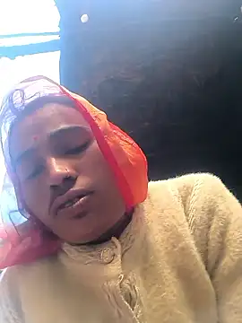 Snapshot of Hot_raaani chatting on 01/17/26, 02:05 Hot raaani online show from 01/17/26, 02:05