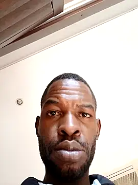 Snapshot of Fizozoo chatting on 03/20/26, 01:49 Fizozoo online show from 03/20/26, 01:49