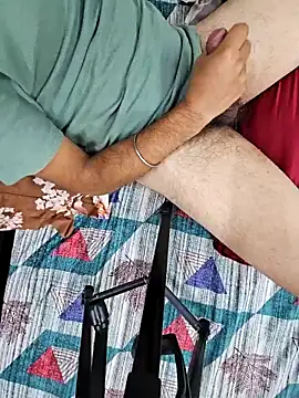 Snapshot of krishx776 chatting on 09/26/25, 10:52 krishx776 online show from 09/26/25, 10:52