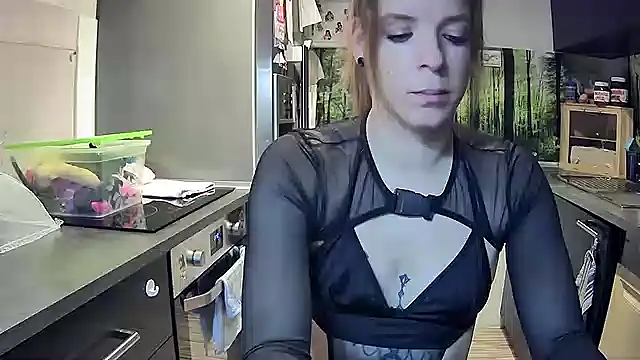 Snapshot of SexyMilf_37 chatting on 10/01/25, 07:42 SexyMilf 37 online show from 10/01/25, 07:42