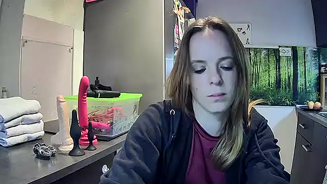 Snapshot of SexyMilf_37 chatting on 10/09/25, 07:56 SexyMilf 37 online show from 10/09/25, 07:56