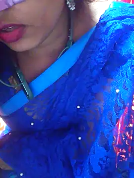 Snapshot of Hot-Riya001 chatting on 02/01/26, 05:33 Hot-Riya001 online show from 02/01/26, 05:33