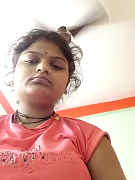 Hot mirchjii online show from 10/16/25, 01:28